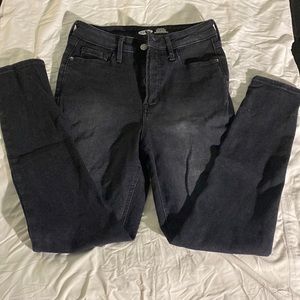 Black Skinny Jeans